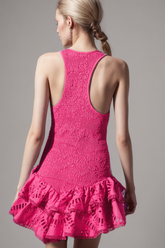 Mini robe d'été plissée sans manches à col carré et volants